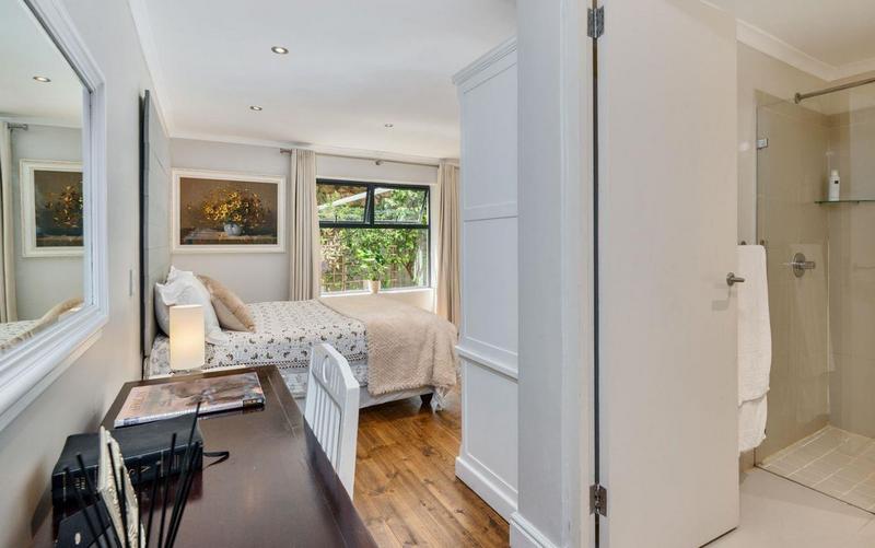 5 Bedroom Property for Sale in Hout Bay Western Cape